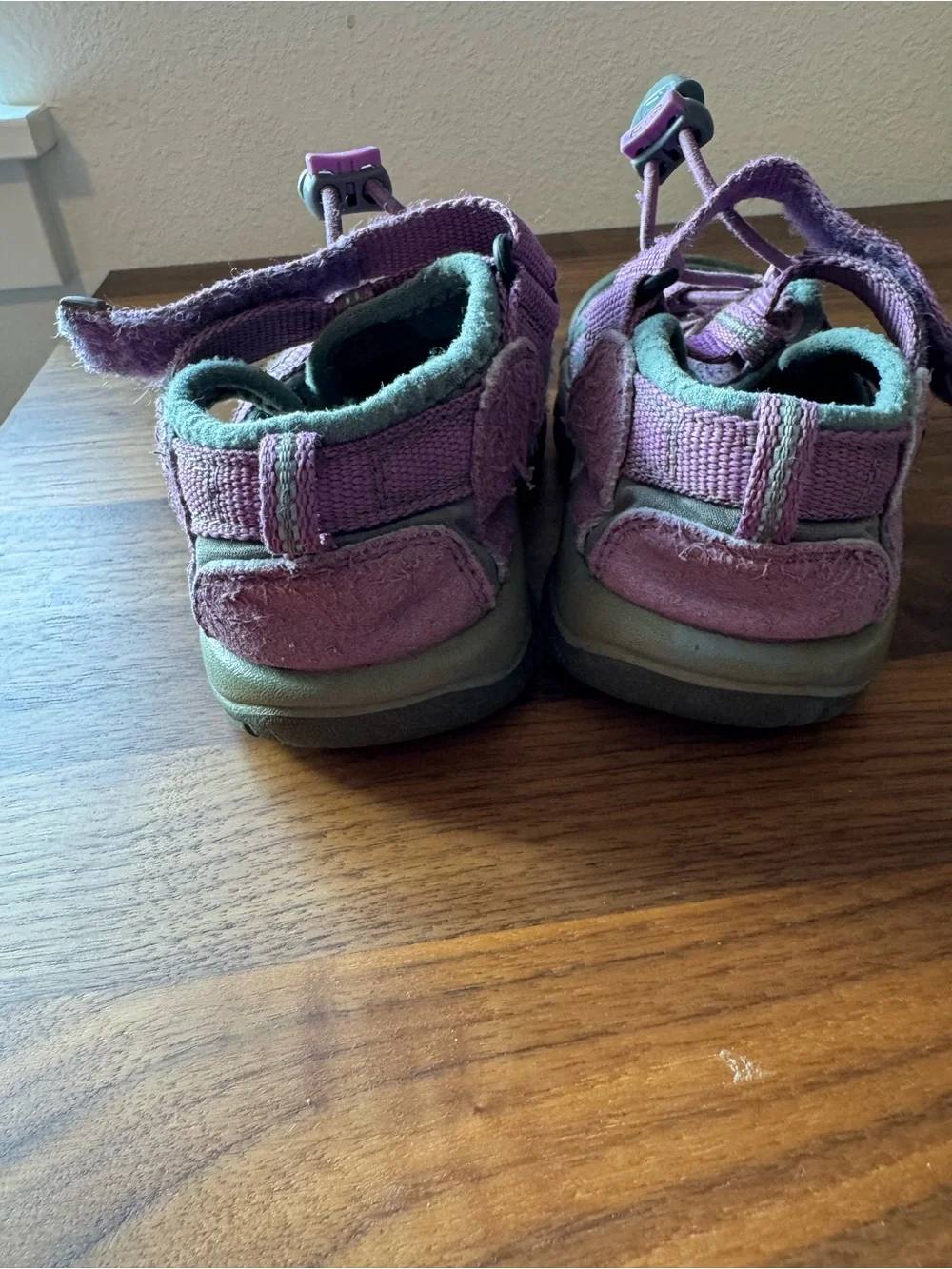 KEEN Newport H2 Toddler Size 10 Purple Water Hiking Sandals Closed Toe